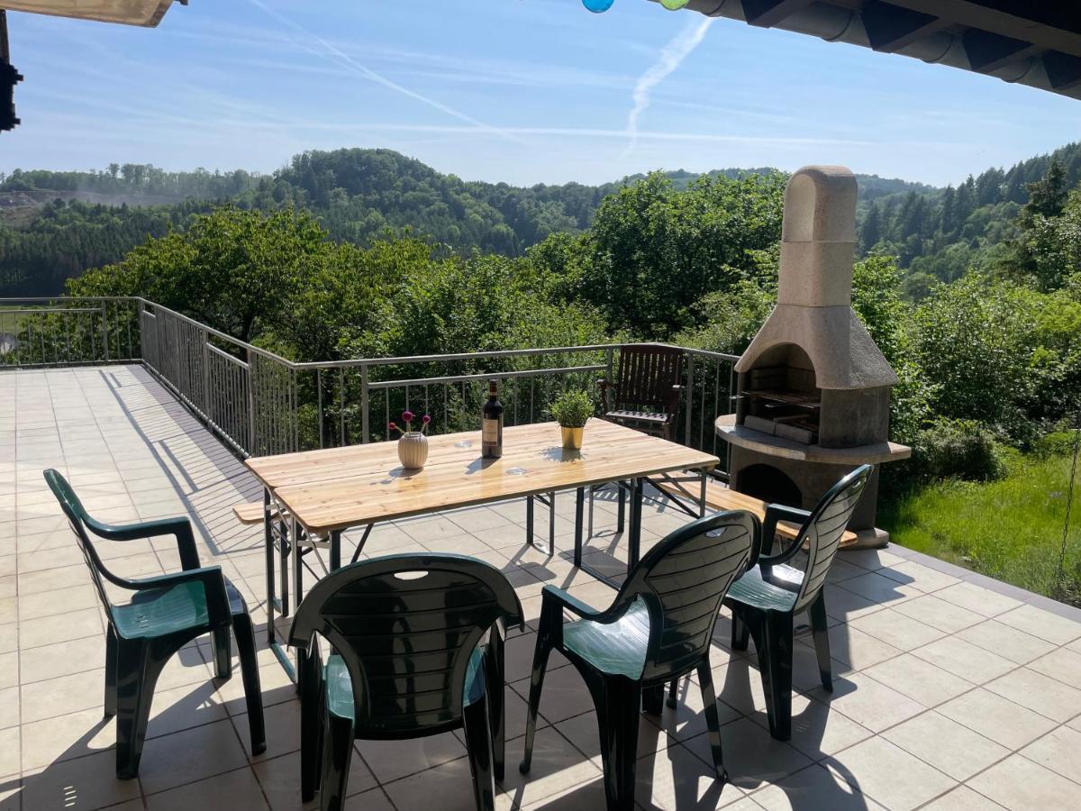 Apartamento Traumhaus Am Wald 1 Weiersbach Exterior foto